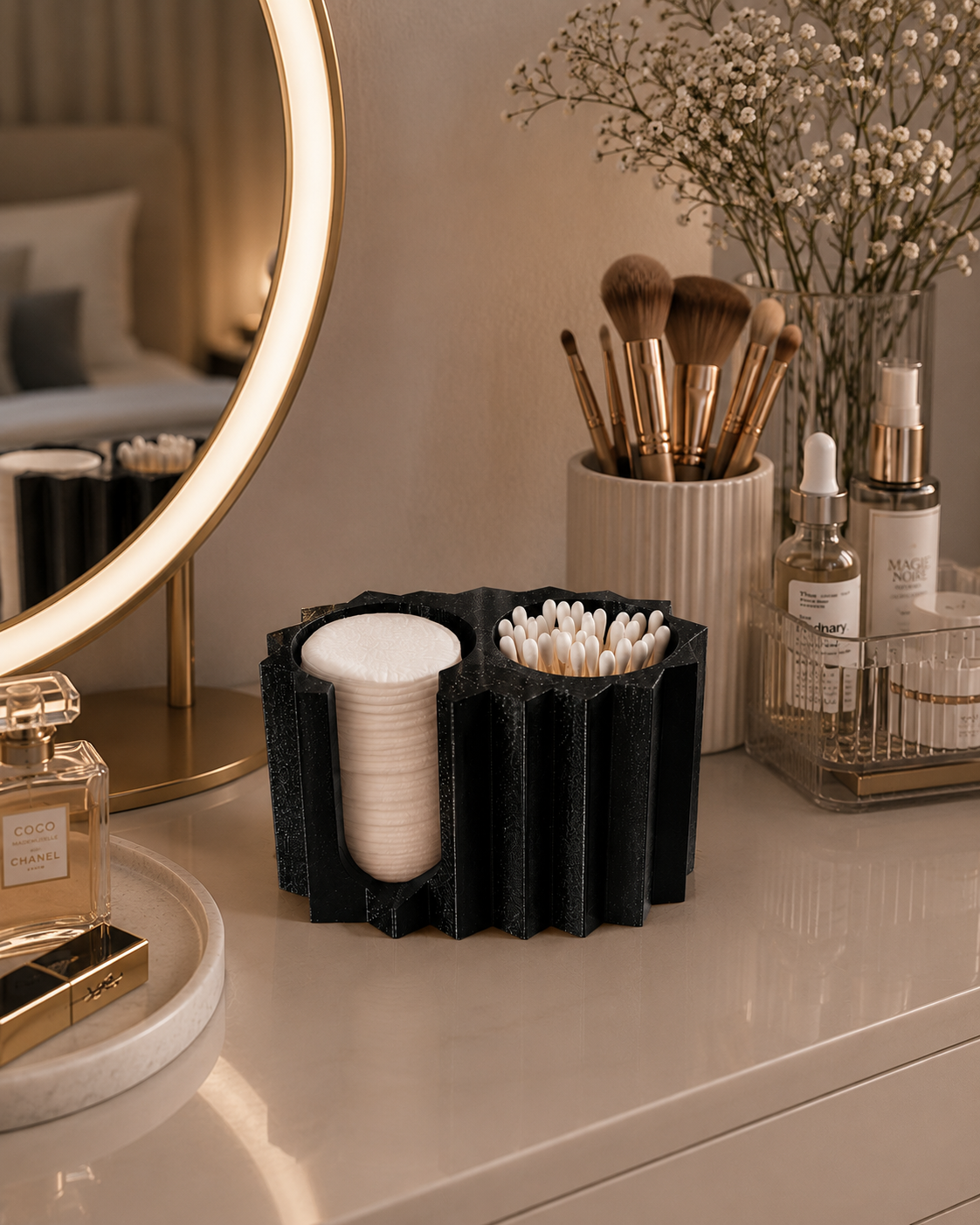 Faceted pads and swabs holder black
