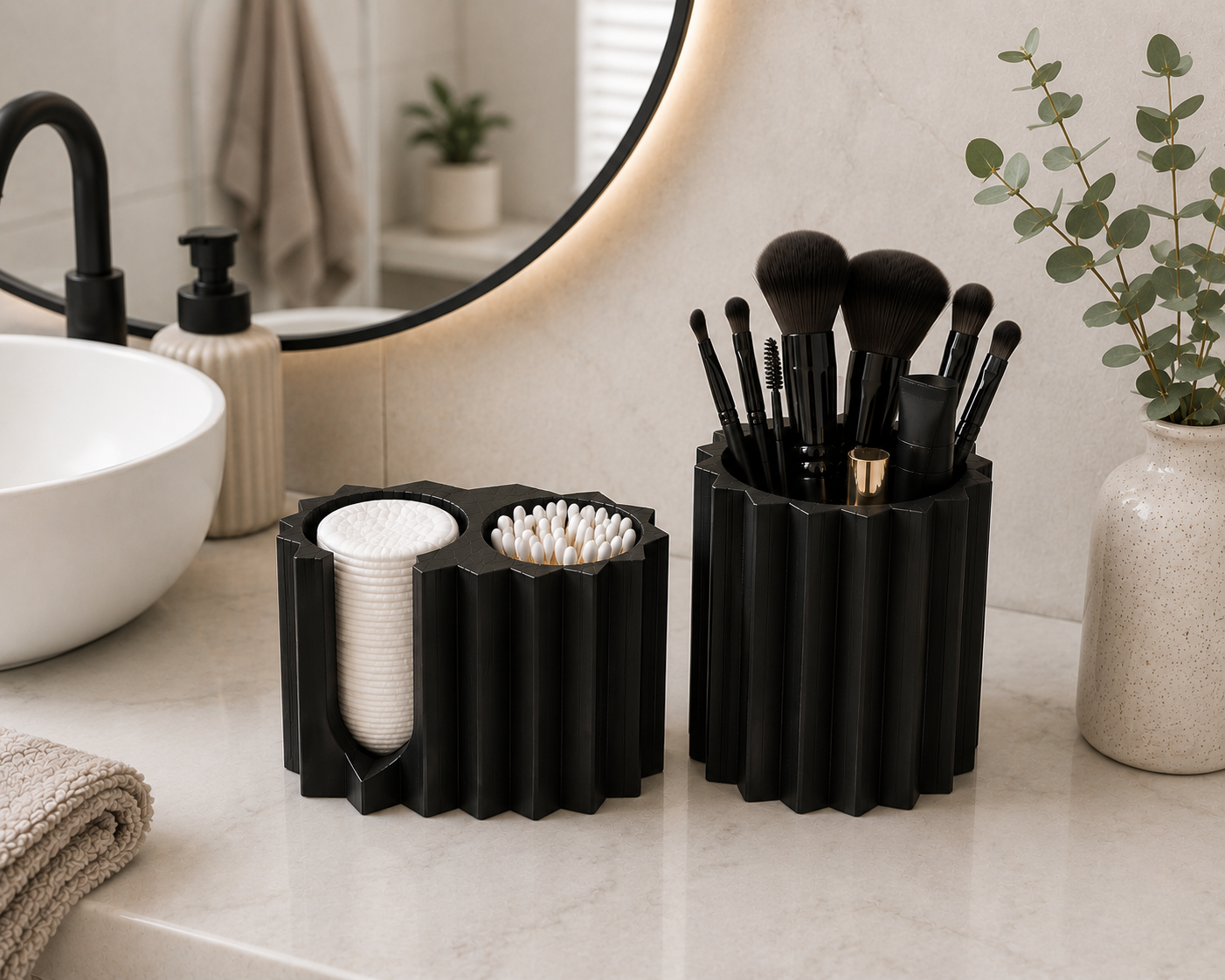 Faceted black makeup organizer set