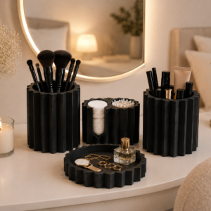 Faceted black organizer set