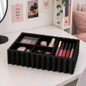 Faceted makeup organizator box